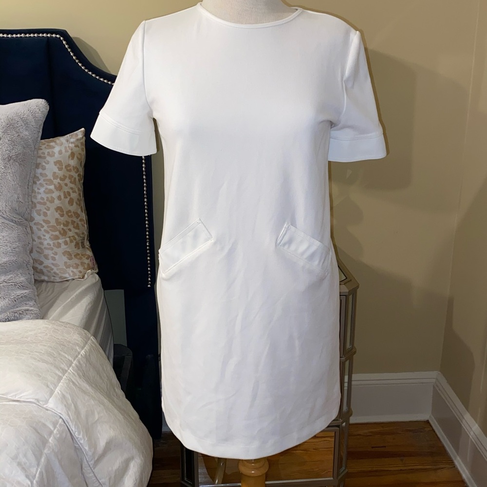 Zara. White mini dress. Size small.